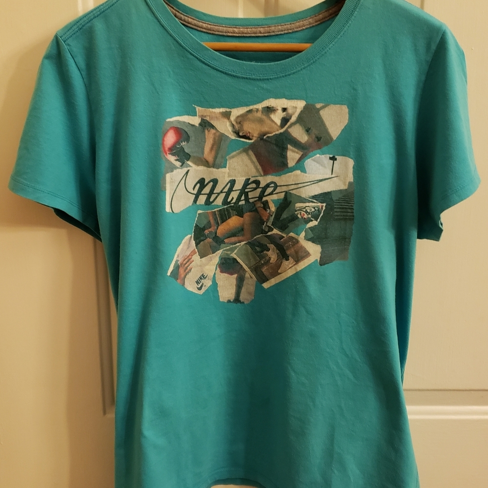 Nike Women's Slim Fit - 2XL
